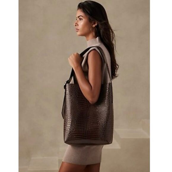 Banana Republic Handbags - Banana Republic Vida Bag Croc Embossed Leather Shoulder Tote Brown Oversized